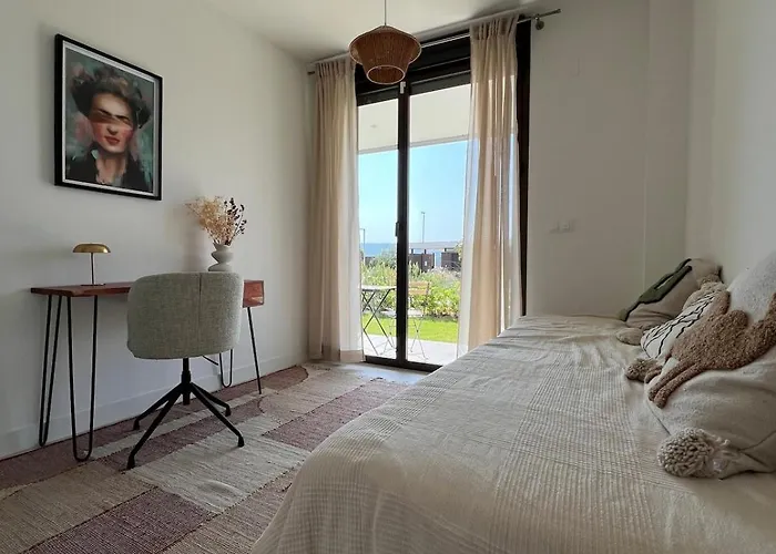 Stunning Coastal Retreat Between Mountain And Sea! *