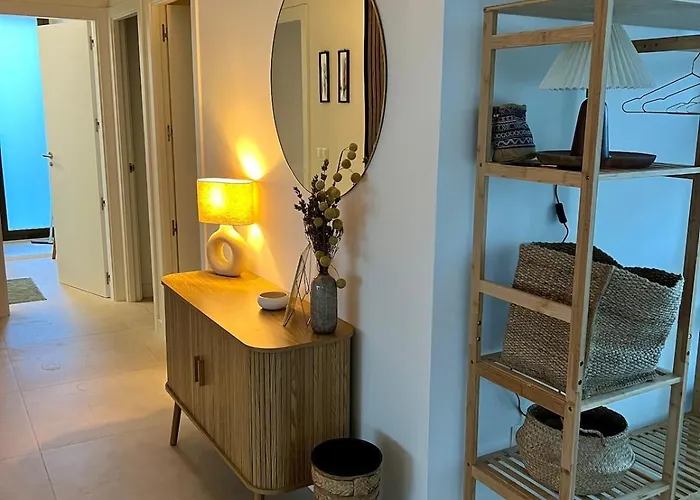 Apartamento Stunning Coastal Retreat Between Mountain And Sea! Estepona