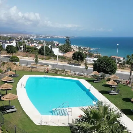 La Sabina Homes - Garden Escape With Sea Views! Estepona