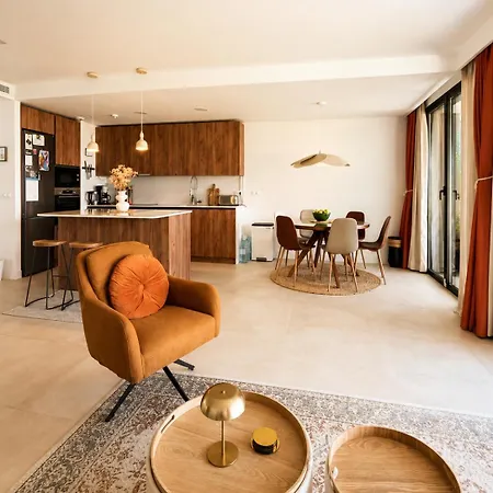Διαμέρισμα La Sabina Homes - Garden Escape With Sea Views! Εστεπόνα