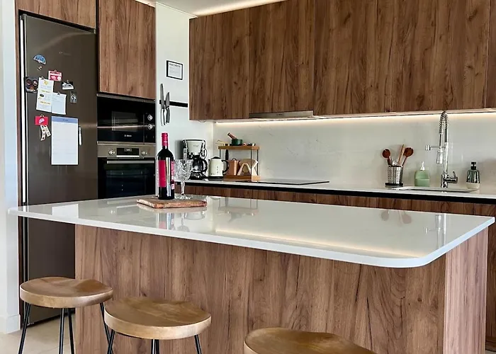 Stunning Coastal Retreat Between Mountain And Sea! *