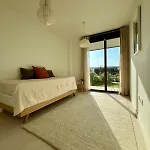 Stunning Coastal Retreat Between Mountain And Sea! Apartment Estepona