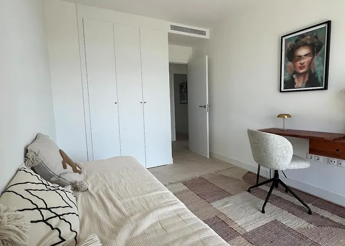 Apartman Stunning Coastal Retreat Between Mountain And Sea!